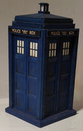 DOCTOR WHO TARDIS WOODEN KIT - RARE. 180mm X 100mm