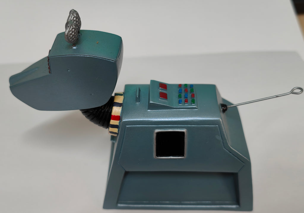 DOCTOR WHO RARE K9 FIGURINE. RESIN. 140mm X 100mm