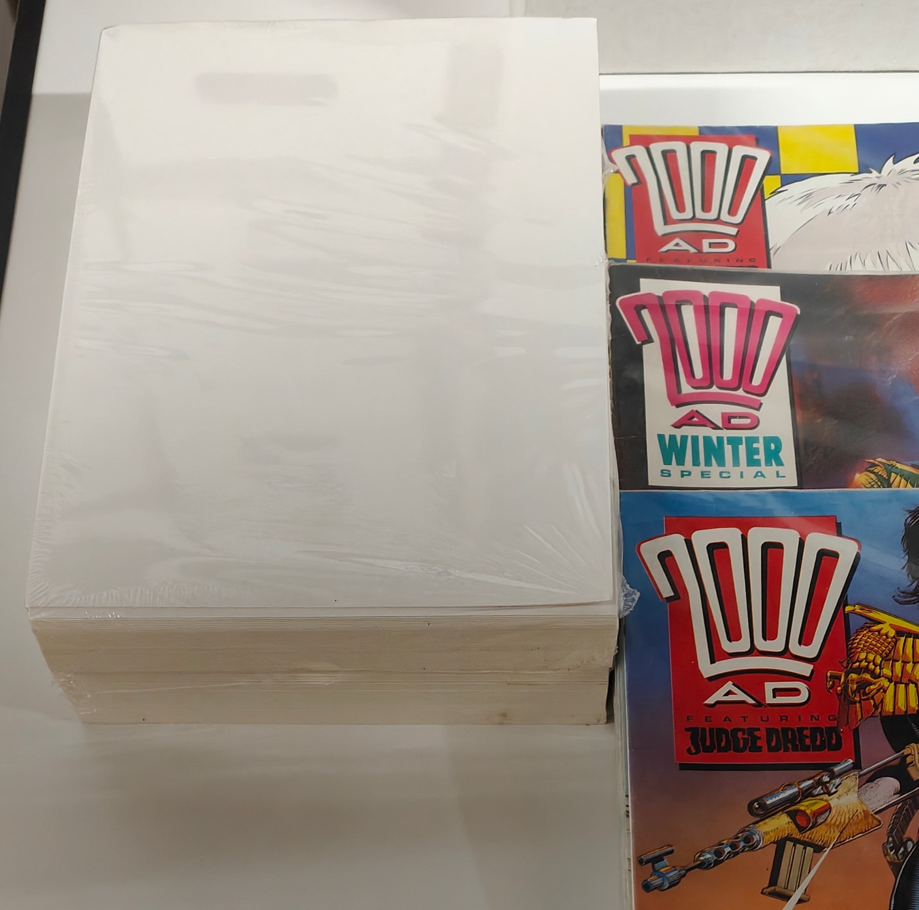Size H. LATER SIZE 2000AD COMIC STORAGE BAGS. FOR PROGS # 520 ONWARDS